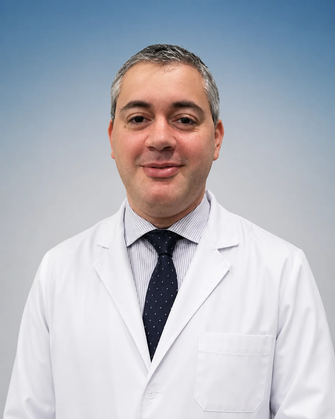 Dr. Luciano Vila